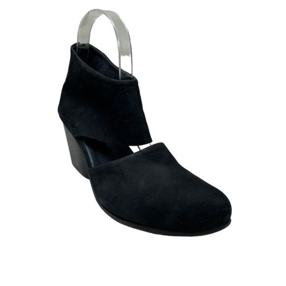 WALK by Anat Dahari Closed Toe Black Nubuck Leather Handmade Booties 40 / 9